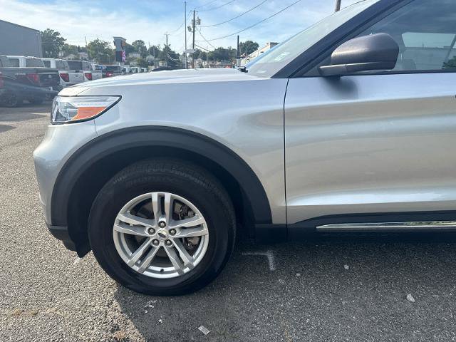 Certified 2023 Ford Explorer XLT w/ Equipment Group 202A AWD/4WD image 17
