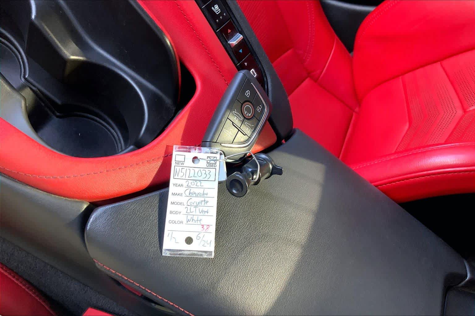 Used 2022 Chevrolet Corvette Stingray Preferred Conv w/ Z51 Performance Package RWD image 15