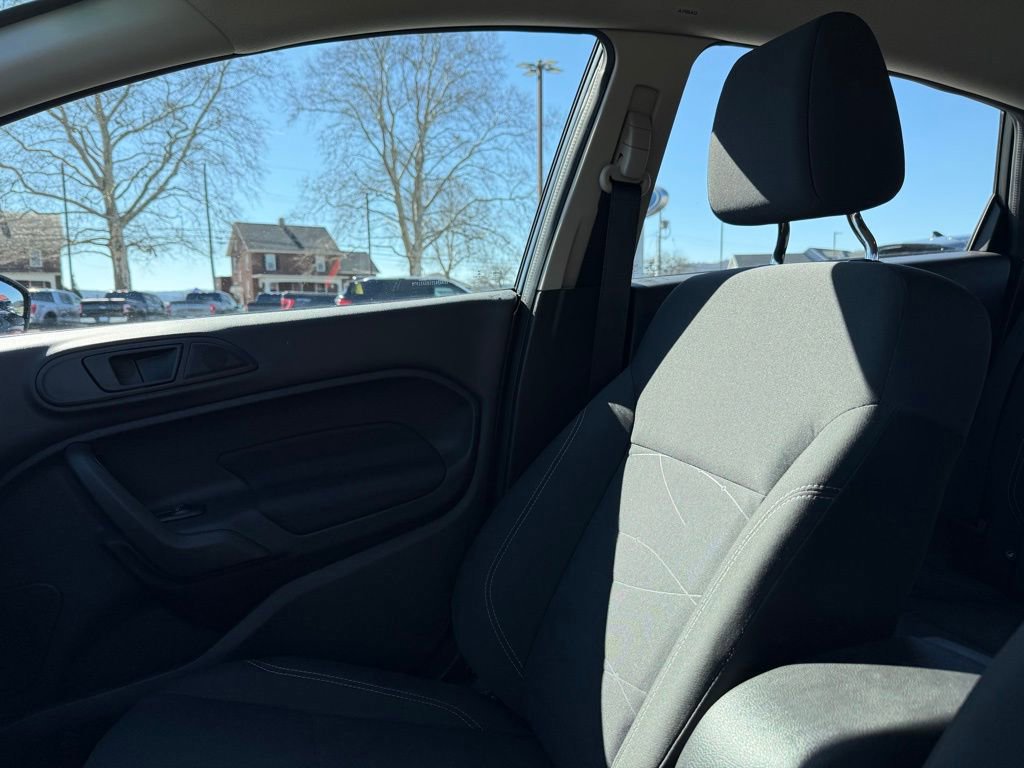 Certified 2019 Ford Fiesta SE image 25