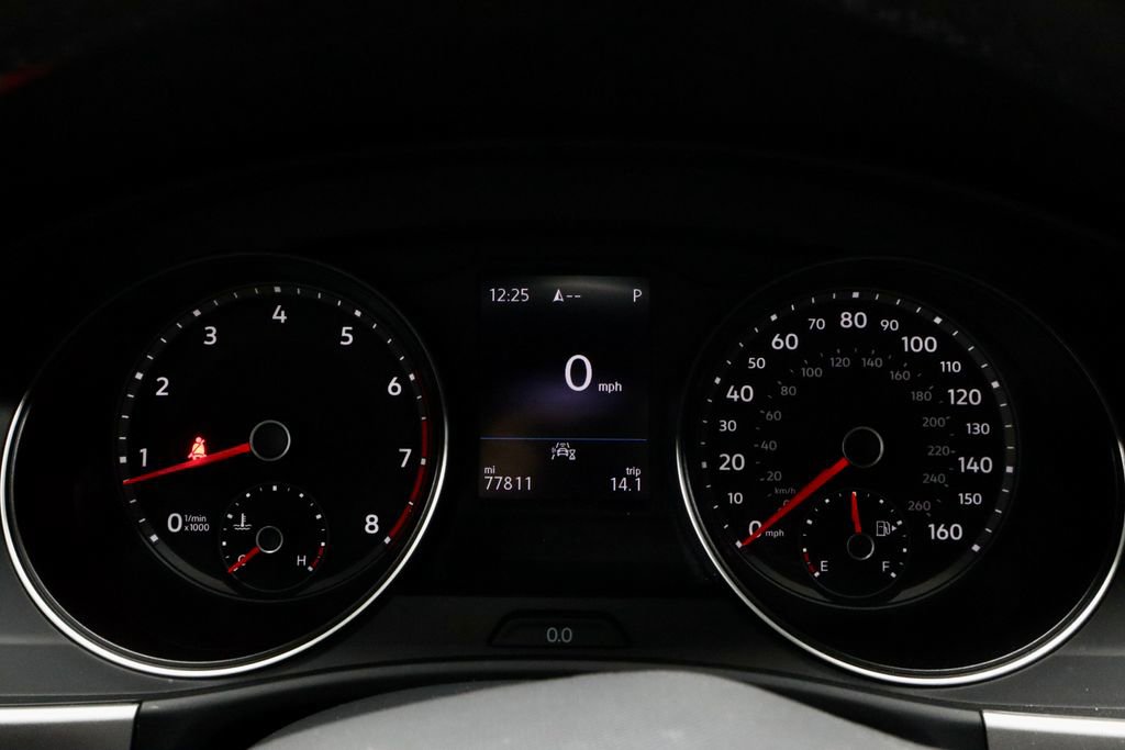 Used 2021 Volkswagen Atlas Cross Sport SE w/ Panoramic Sunroof Package image 28