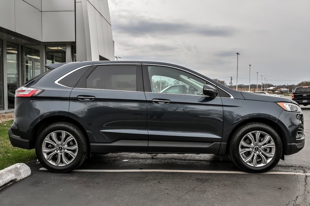 Certified 2024 Ford Edge Titanium AWD/4WD image 11
