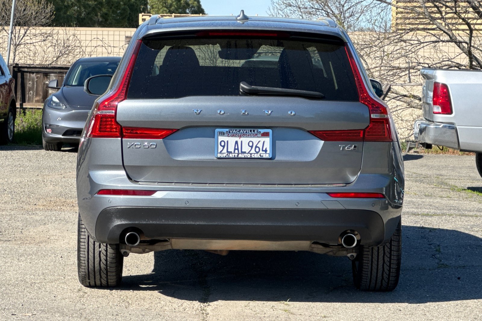 Used 2021 Volvo XC60 T6 Momentum AWD/4WD image 5