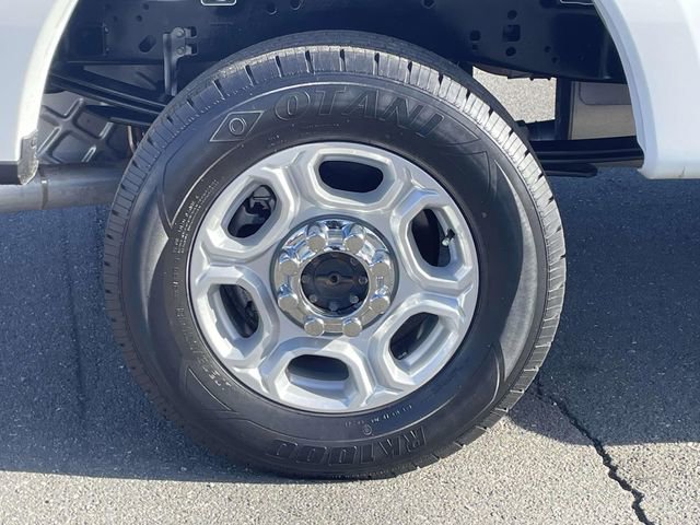 Certified 2025 Ford F250 XLT image 7