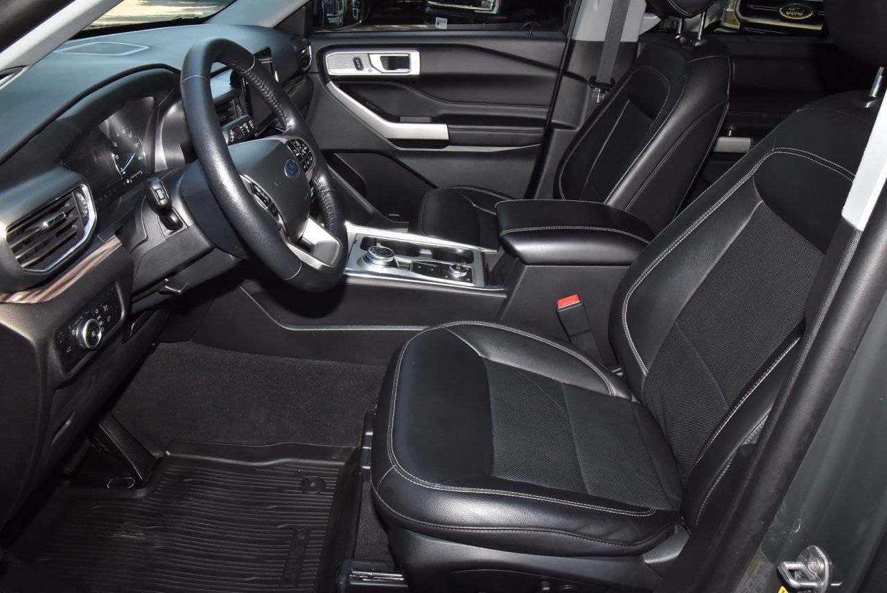 Certified 2023 Ford Explorer Limited AWD/4WD image 13