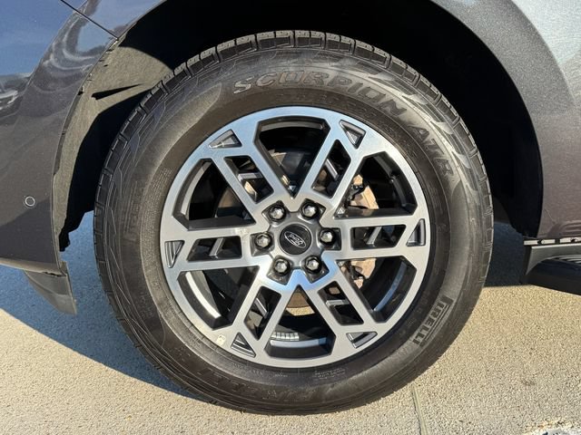 Certified 2025 Ford Expedition Active AWD/4WD image 10