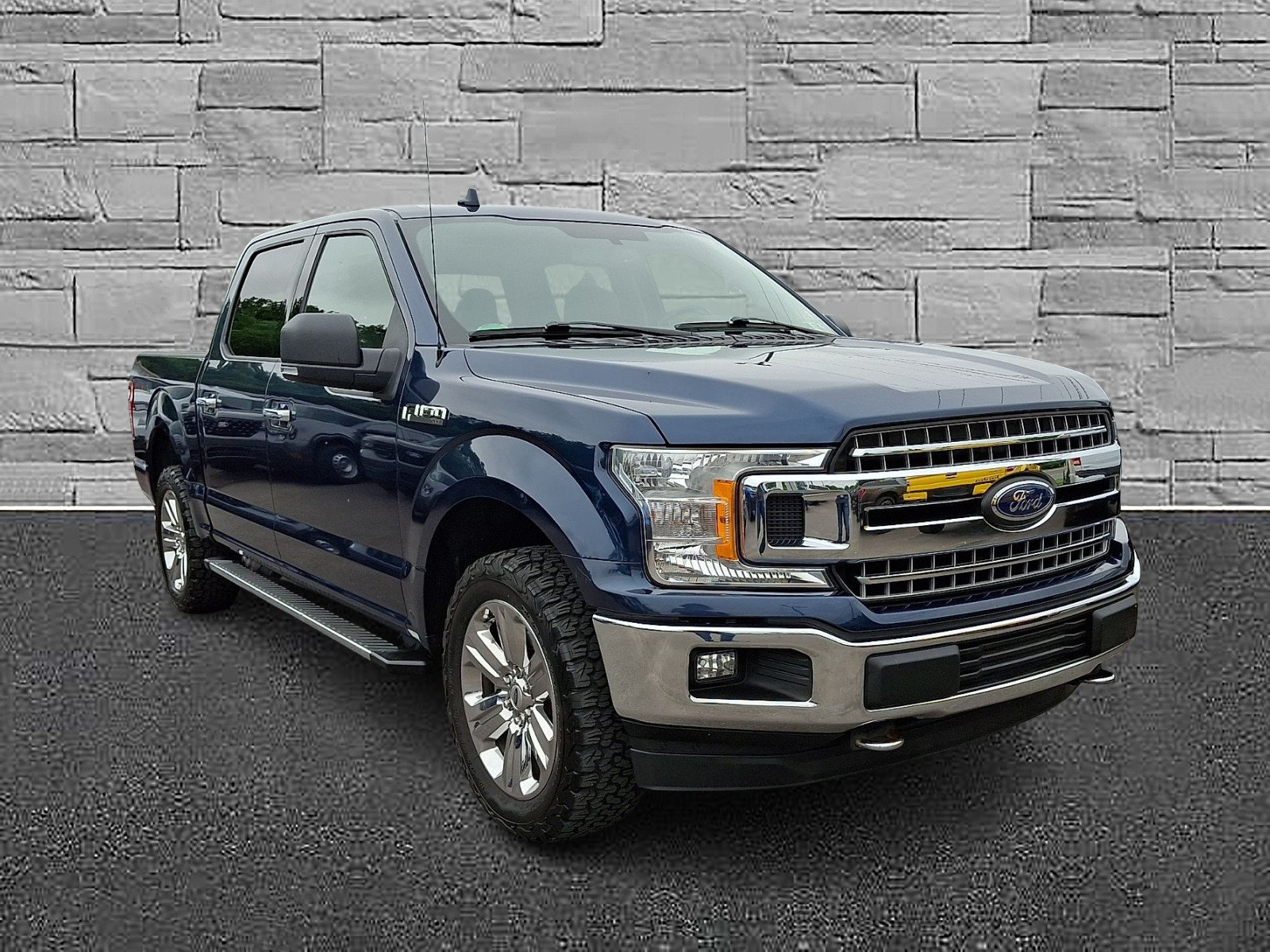 Certified 2018 Ford F150 XLT w/ Equipment Group 302A Luxury AWD/4WD image 2