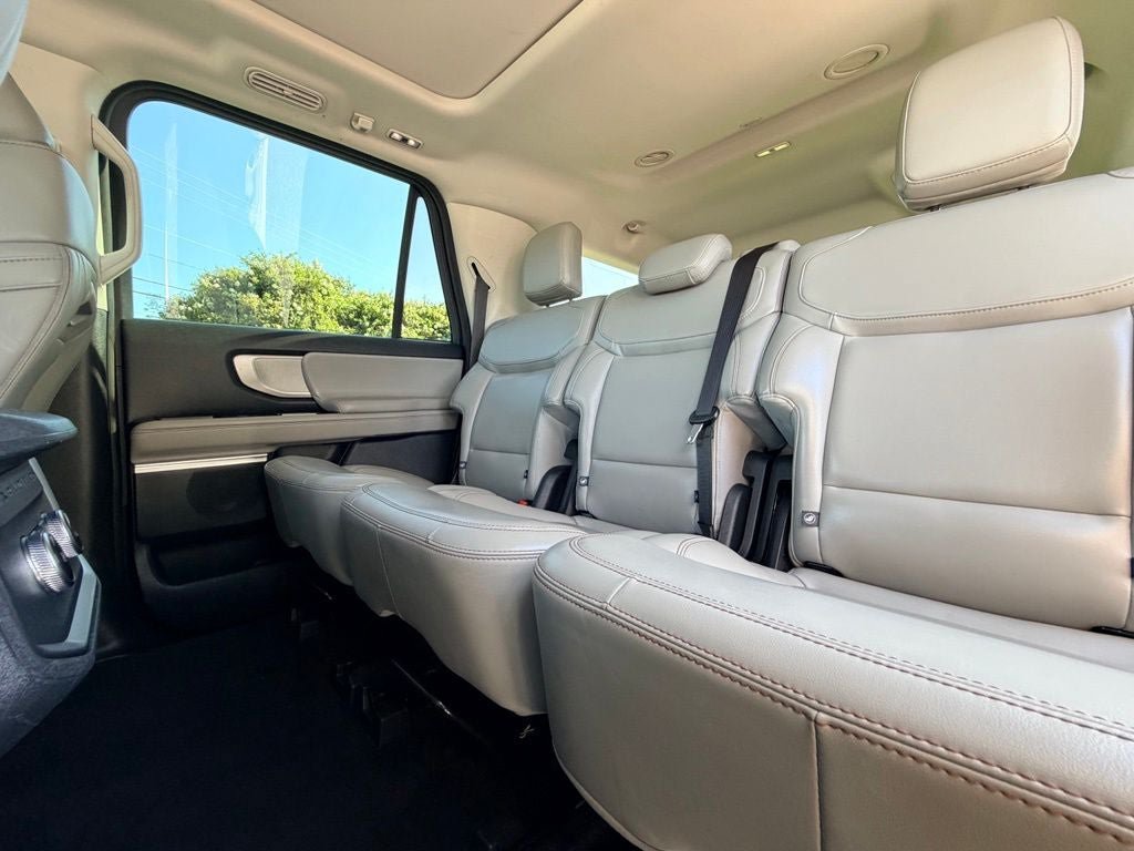 Certified 2025 Ford Expedition Max Active RWD image 17