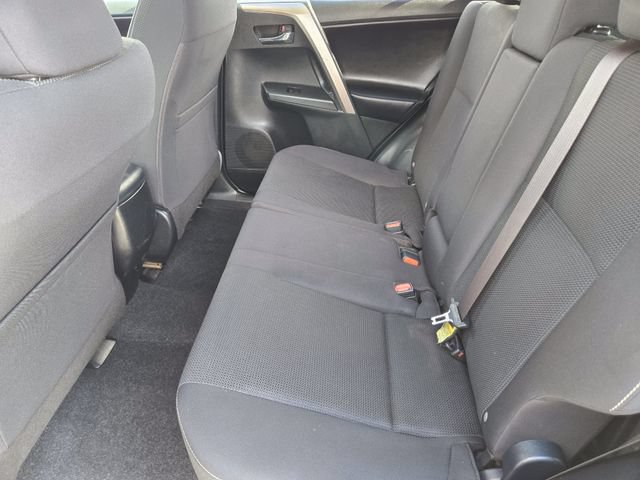 Used 2018 Toyota RAV4 XLE FWD image 29