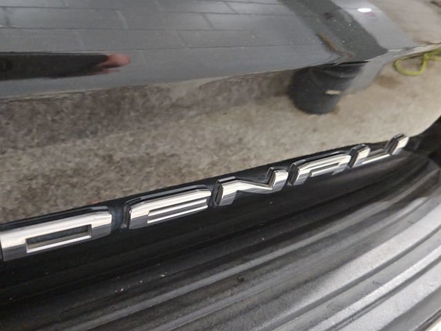 Used 2022 GMC Yukon XL Denali AWD/4WD image 39