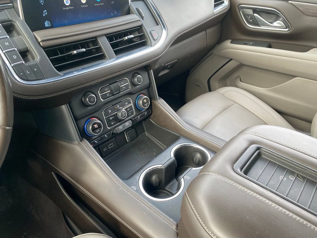 Used 2023 Chevrolet Suburban Z71 image 23