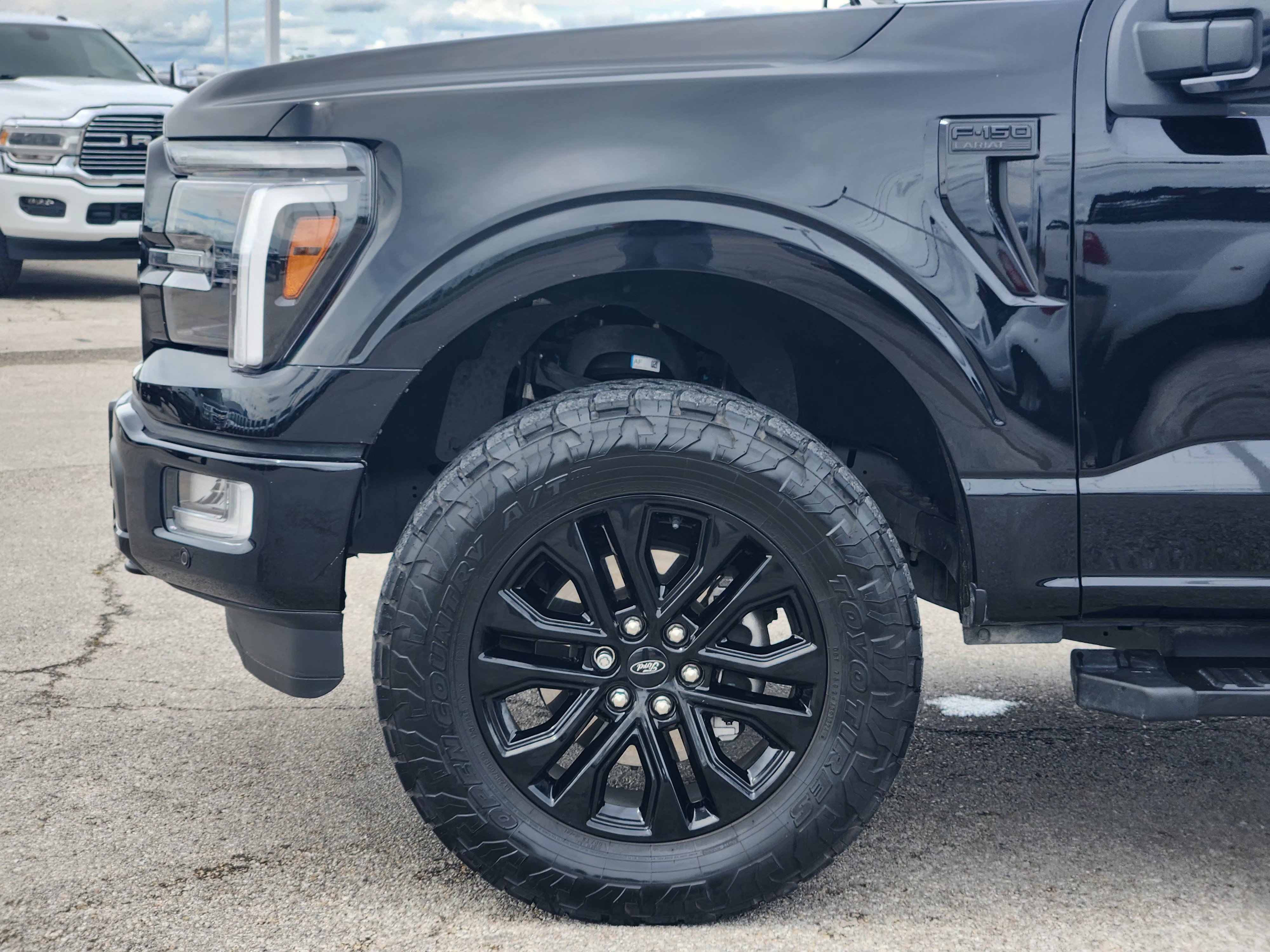Certified 2024 Ford F150 Lariat w/ Equipment Group 502A High AWD/4WD image 9
