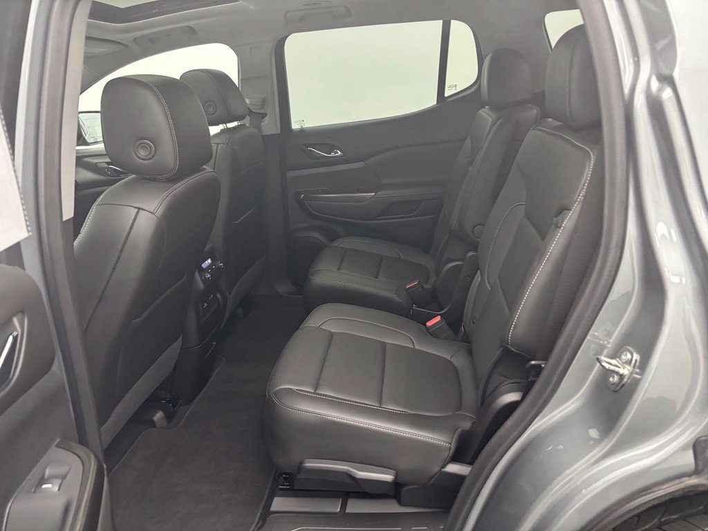 Used 2023 GMC Acadia SLT AWD/4WD image 37
