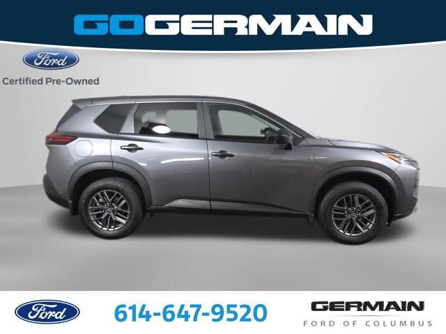 Used 2023 Nissan Rogue S AWD/4WD image 5