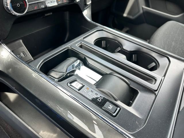 Certified 2022 Ford F150 XLT w/ Equipment Group 302A High image 18