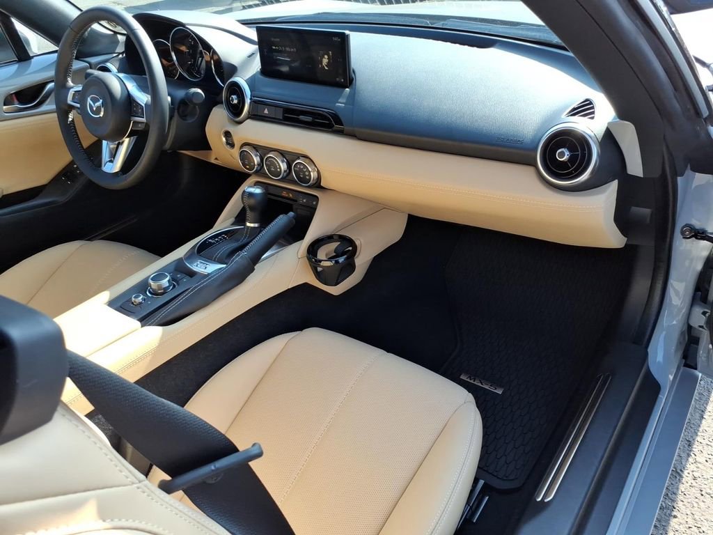 Used 2025 MAZDA MX-5 Miata Grand Touring image 9