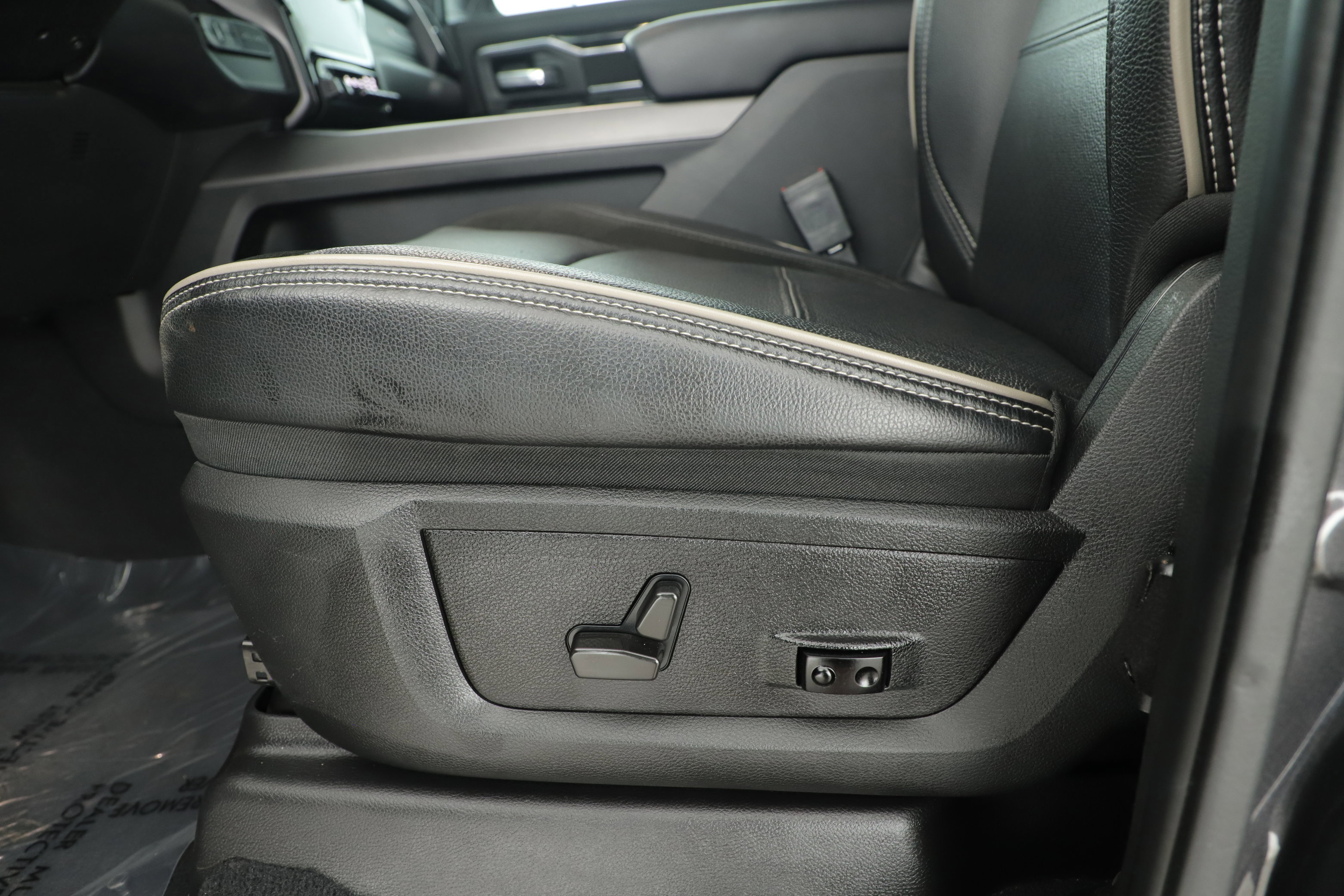 Used 2022 RAM 2500 Laramie image 11