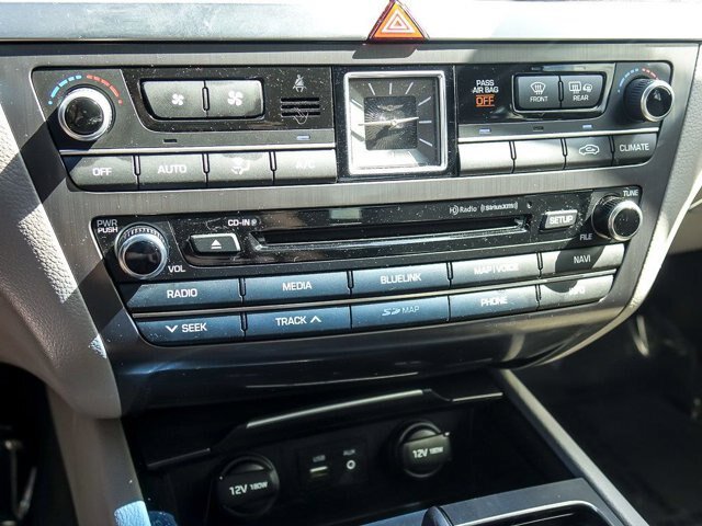 Used 2018 Genesis G80 3.8 AWD/4WD image 23