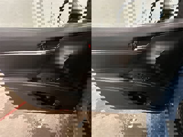 Used 2023 Toyota Camry SE image 15