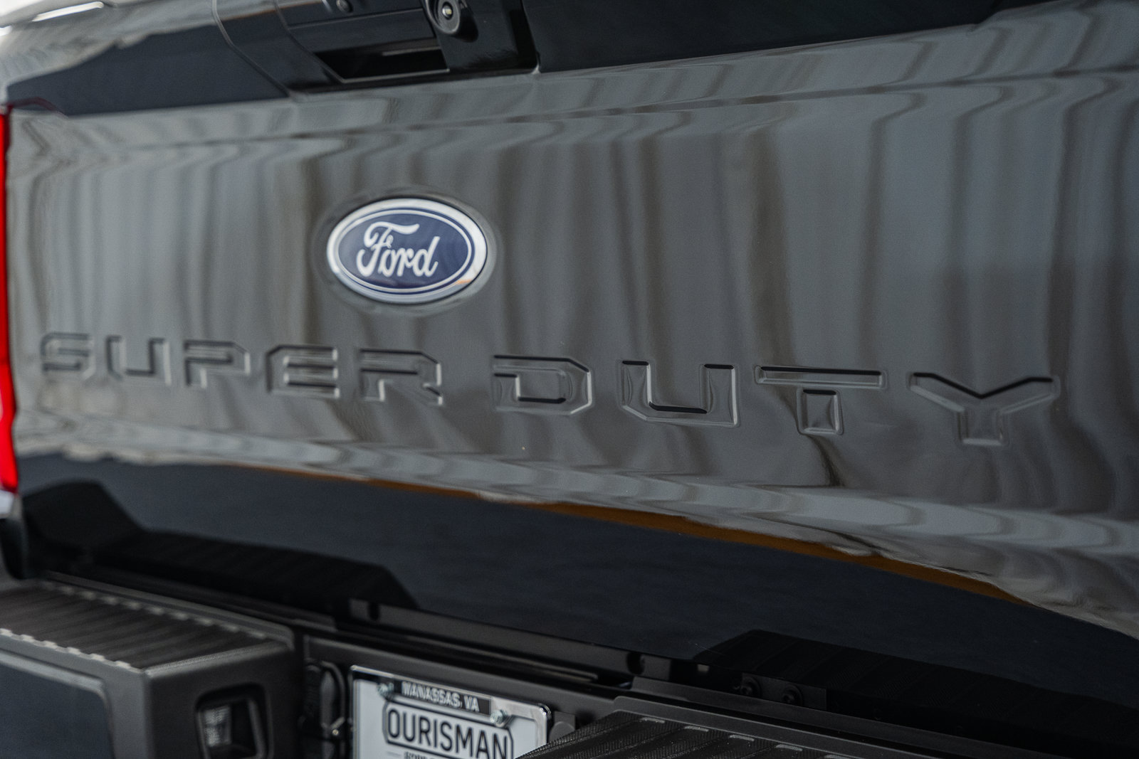 Certified 2024 Ford F250 Lariat w/ Sport Appearance Package AWD/4WD image 7