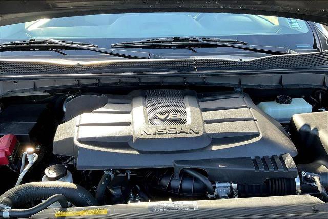 Used 2024 Nissan Titan SV w/ SV Convenience Package image 31