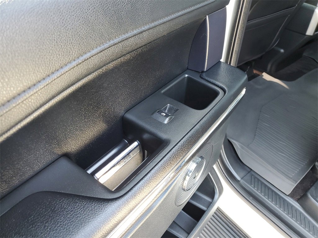 Certified 2021 Ford Expedition Max XLT image 11