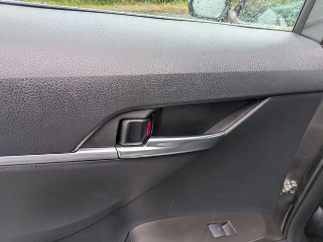 Used 2023 Toyota Camry SE image 25