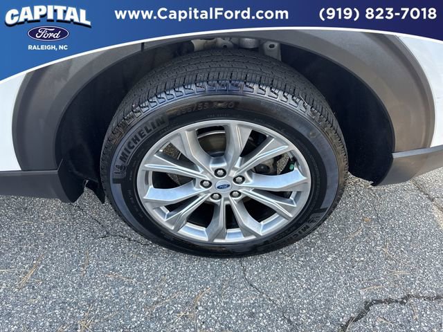 Certified 2023 Ford Explorer XLT w/ Equipment Group 202A image 13