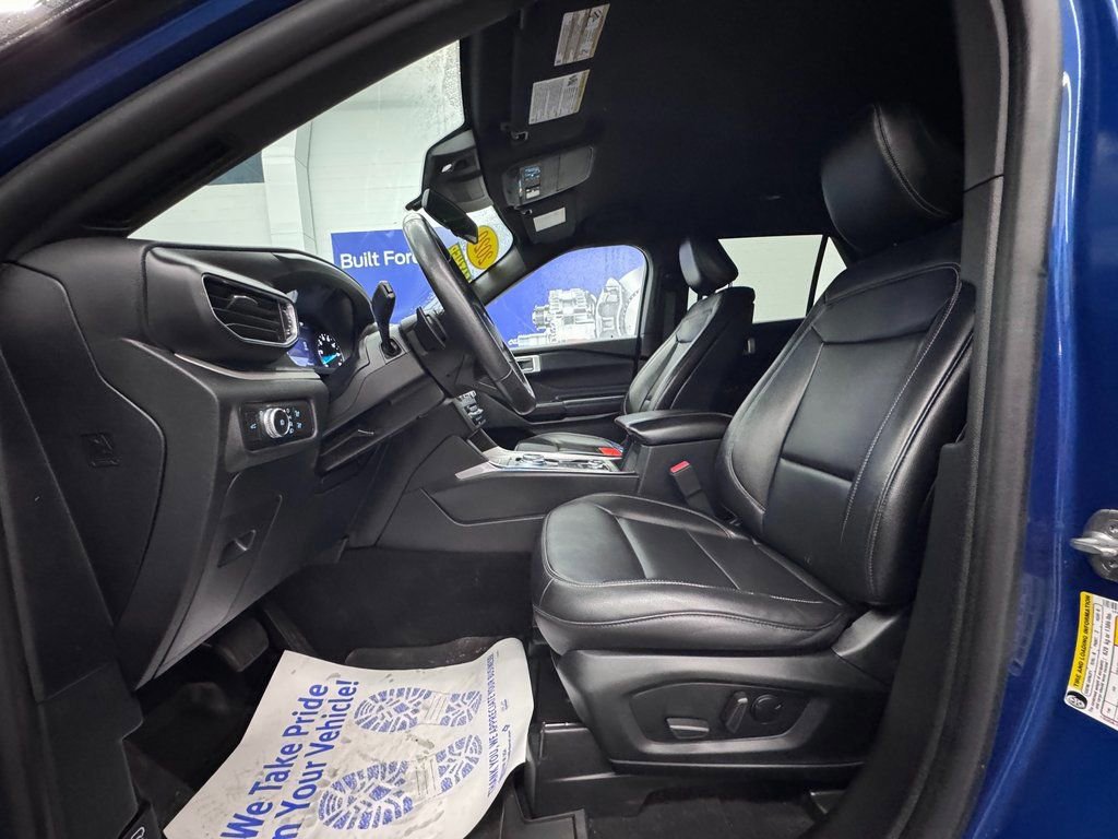 Certified 2020 Ford Explorer XLT w/ Equipment Group 202A image 11