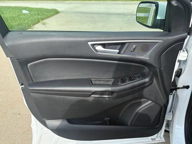 Certified 2024 Ford Edge SEL w/ Convenience Package AWD/4WD image 8