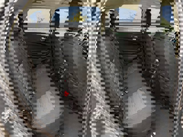 Certified 2022 Ford Edge SE w/ Black Appearance Package image 7