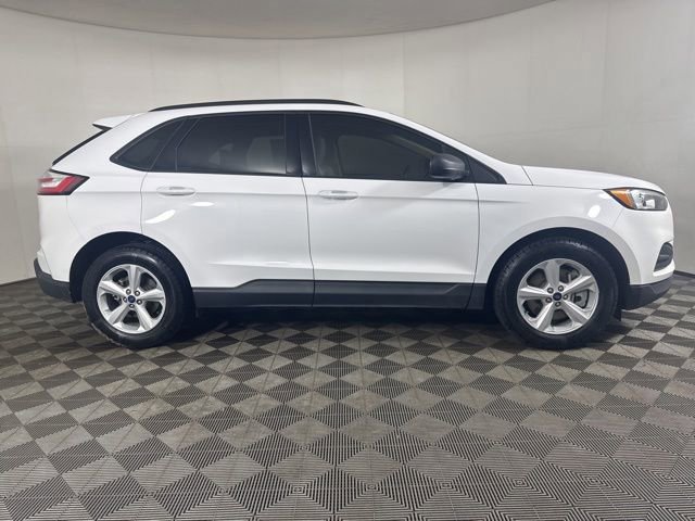 Certified 2021 Ford Edge SE image 6
