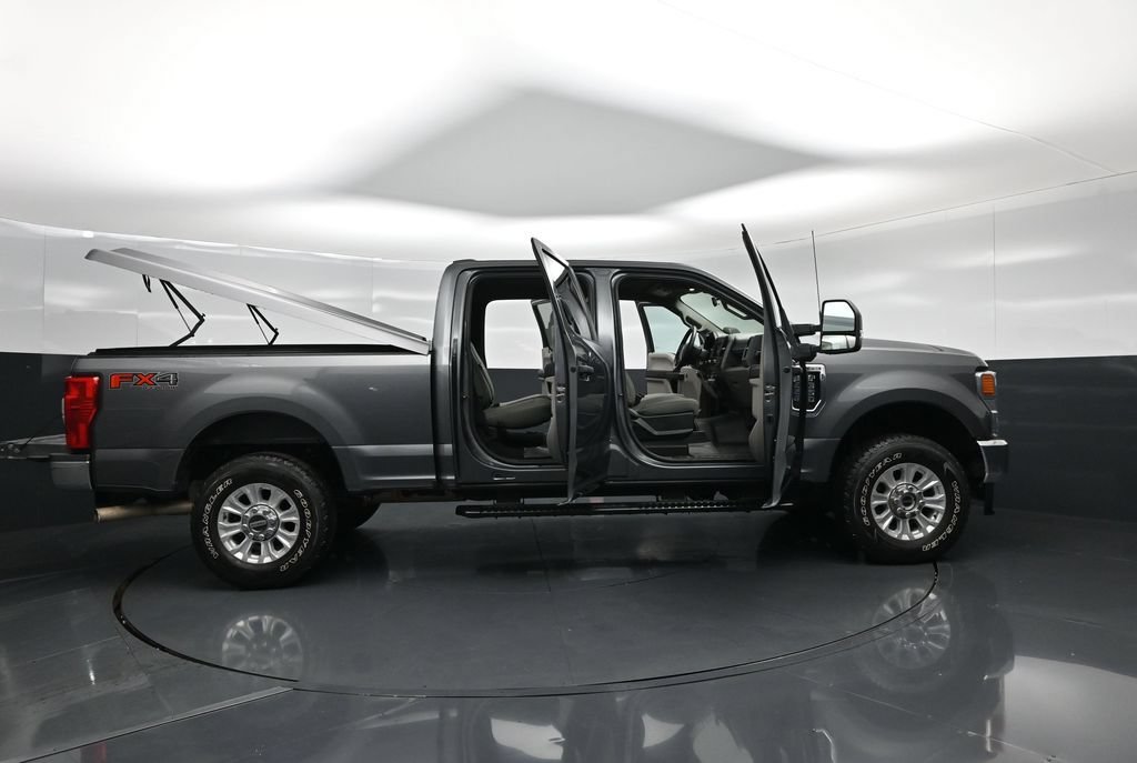 Certified 2022 Ford F350 XL w/ STX Appearance Package AWD/4WD image 4