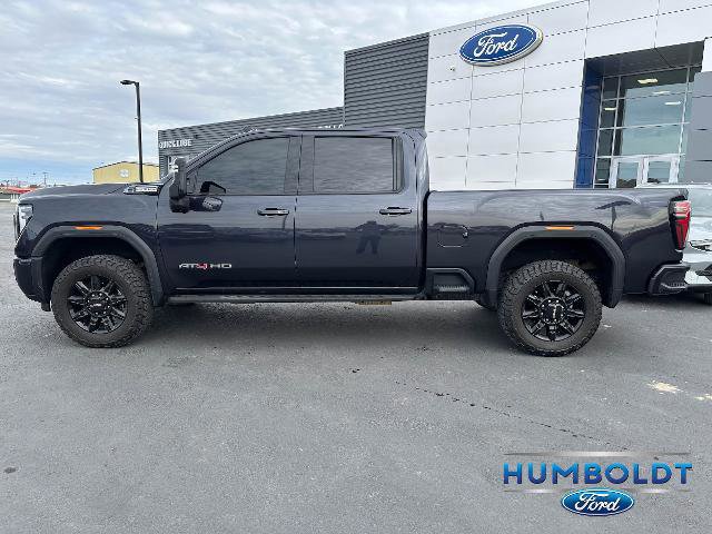 Used 2024 GMC Sierra 2500 AT4 w/ AT4 Premium Plus Package image 2
