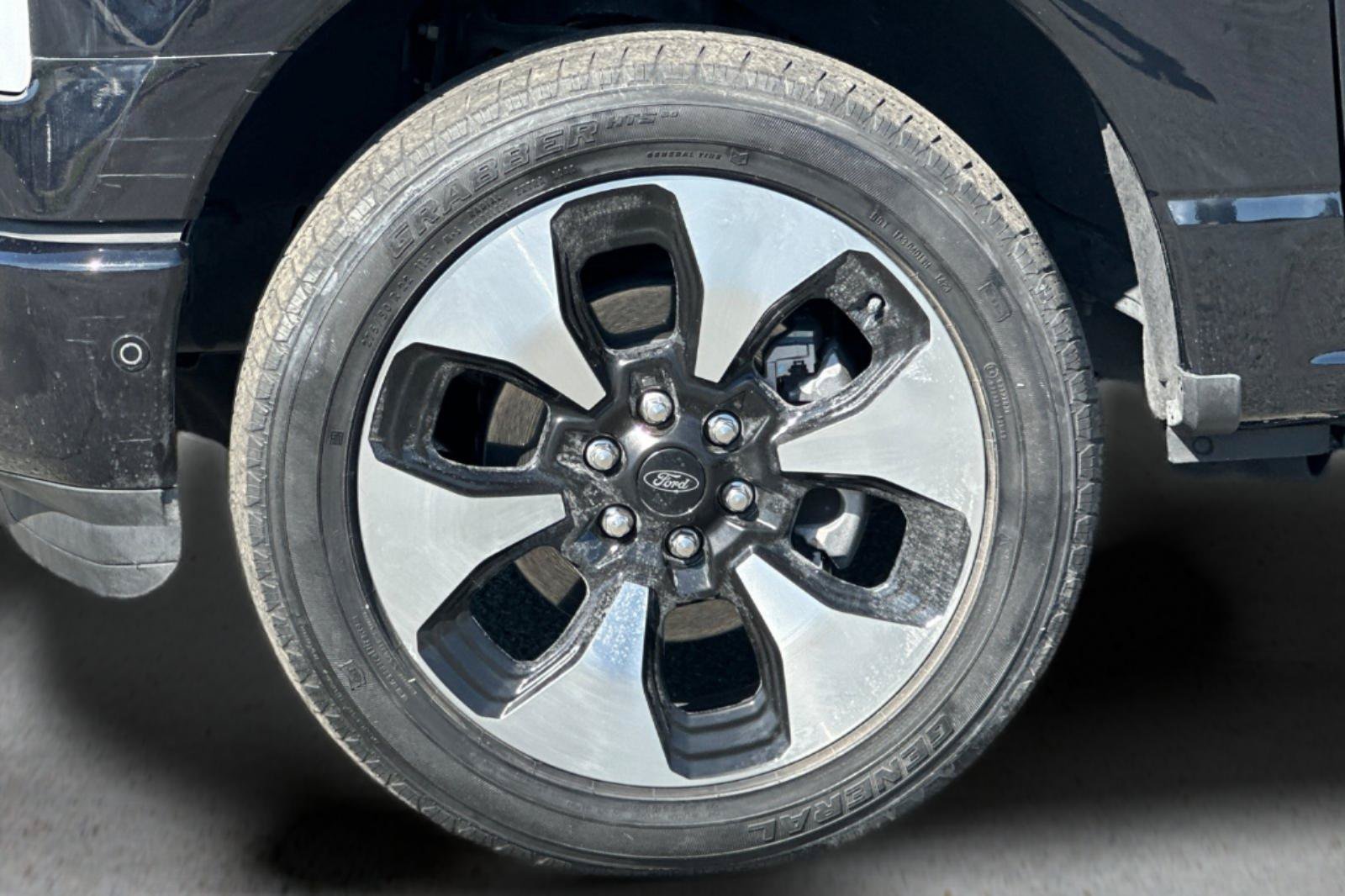 Certified 2023 Ford F150 Lightning Platinum AWD/4WD image 23