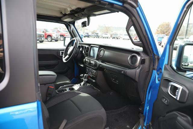 Used 2022 Jeep Wrangler Sport image 24