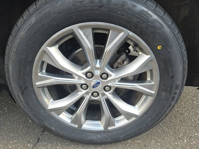 Certified 2023 Ford Explorer XLT w/ Equipment Group 202A AWD/4WD image 12
