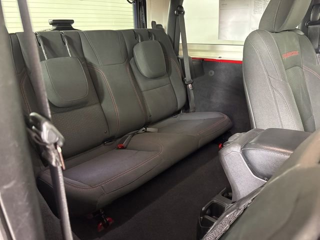 Used 2021 Jeep Wrangler Rubicon AWD/4WD image 5