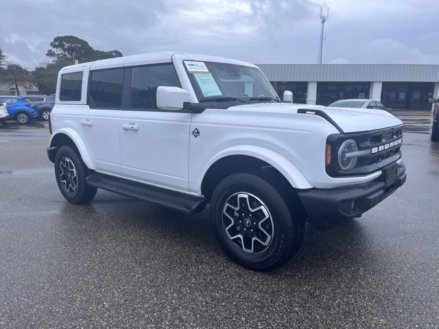 Certified 2025 Ford Bronco Outer Banks image 2