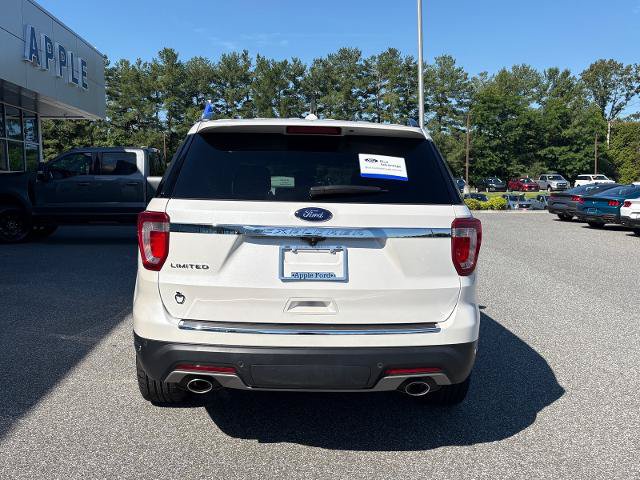 Certified 2018 Ford Explorer Limited w/ Equipment Group 301A FWD image 4