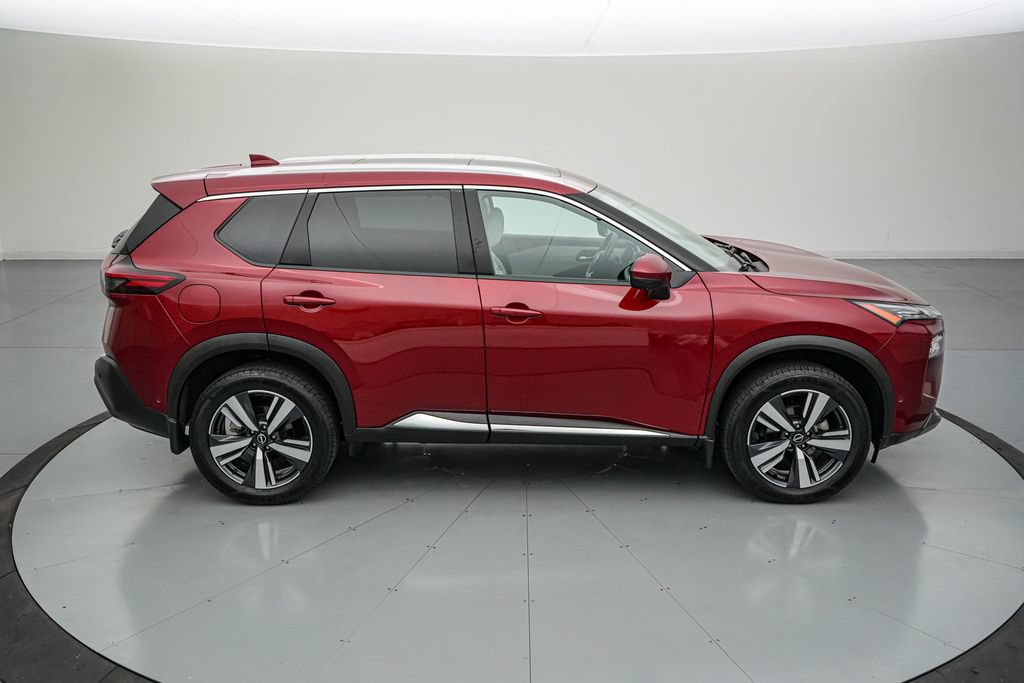 Used 2023 Nissan Rogue SL w/ SL Premium Package AWD/4WD image 3