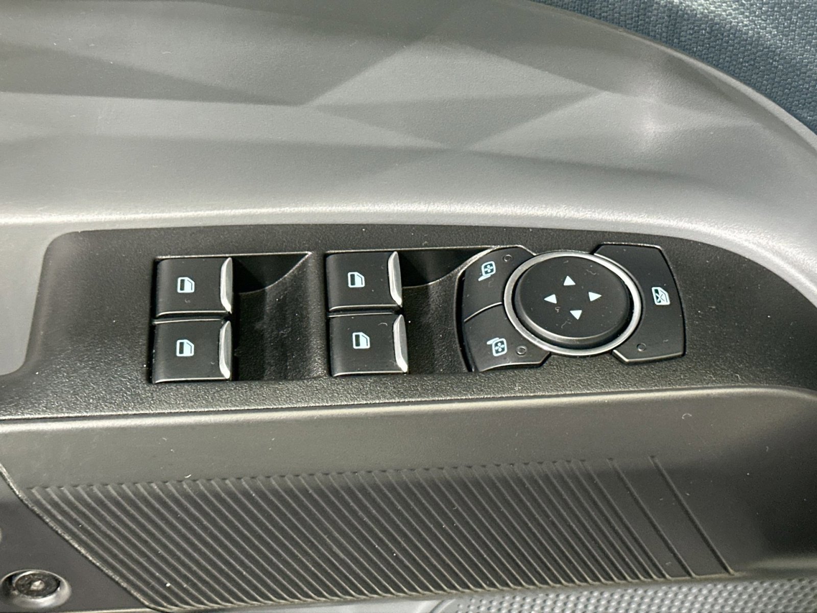 Certified 2024 Ford Maverick Tremor w/ Tremor Off-Road Package AWD/4WD image 16