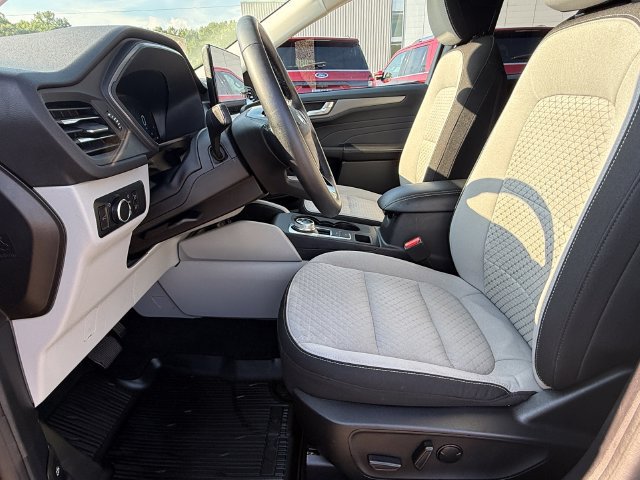 Certified 2023 Ford Escape Active w/ Tech Pack #2 FWD image 19