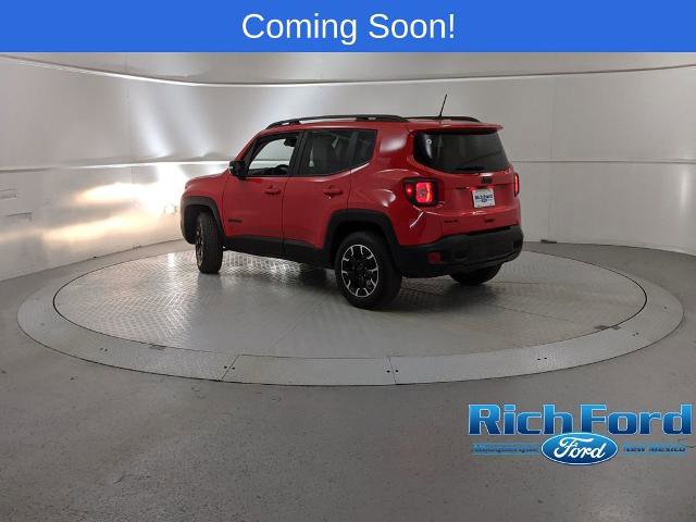 Used 2023 Jeep Renegade Latitude image 4