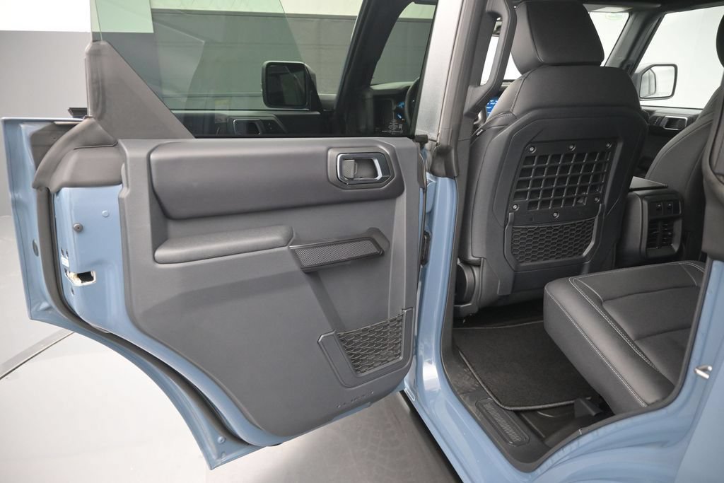 Certified 2025 Ford Bronco Badlands AWD/4WD image 11