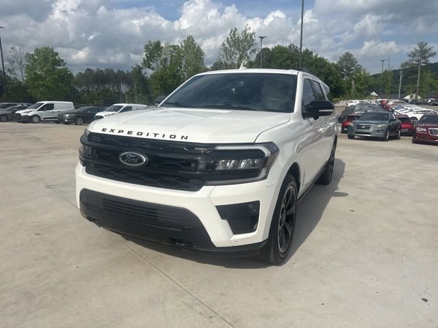 Certified 2023 Ford Expedition Max Limited AWD/4WD image 2