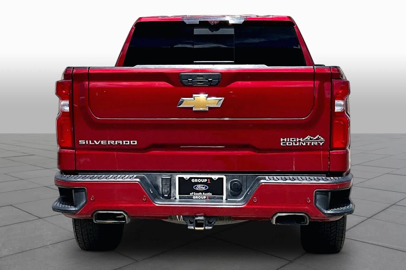 Used 2021 Chevrolet Silverado 1500 High Country w/ Technology Package AWD/4WD image 5