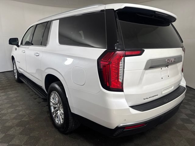 Used 2021 GMC Yukon XL SLT w/ SLT Luxury Plus Package AWD/4WD image 4