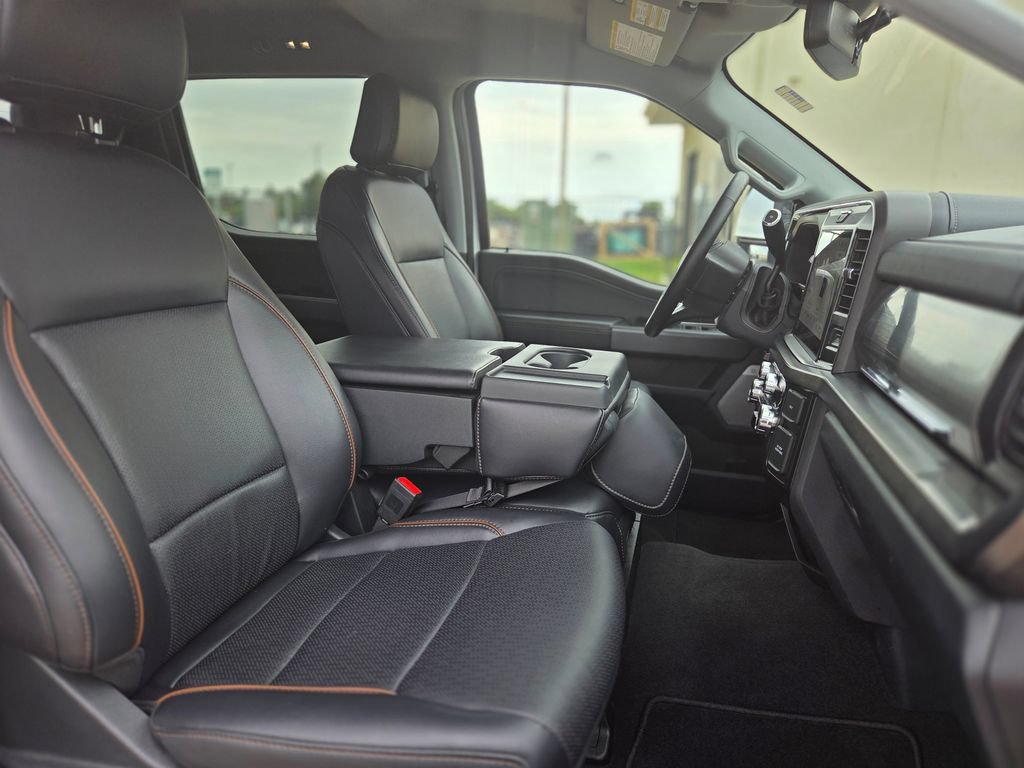 Certified 2025 Ford F350 Lariat w/ FX4 Off-Road Package AWD/4WD image 10