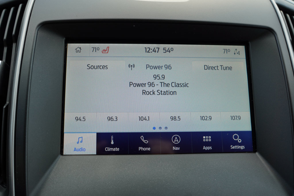 Certified 2020 Ford Edge SEL w/ Cold Weather Package AWD/4WD image 27