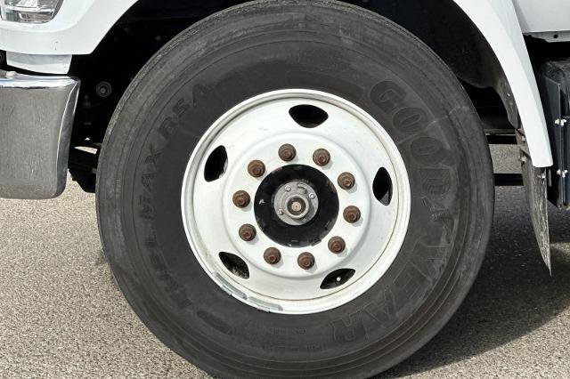 Certified 2025 Ford F650 2WD Regular Cab Super Duty image 24